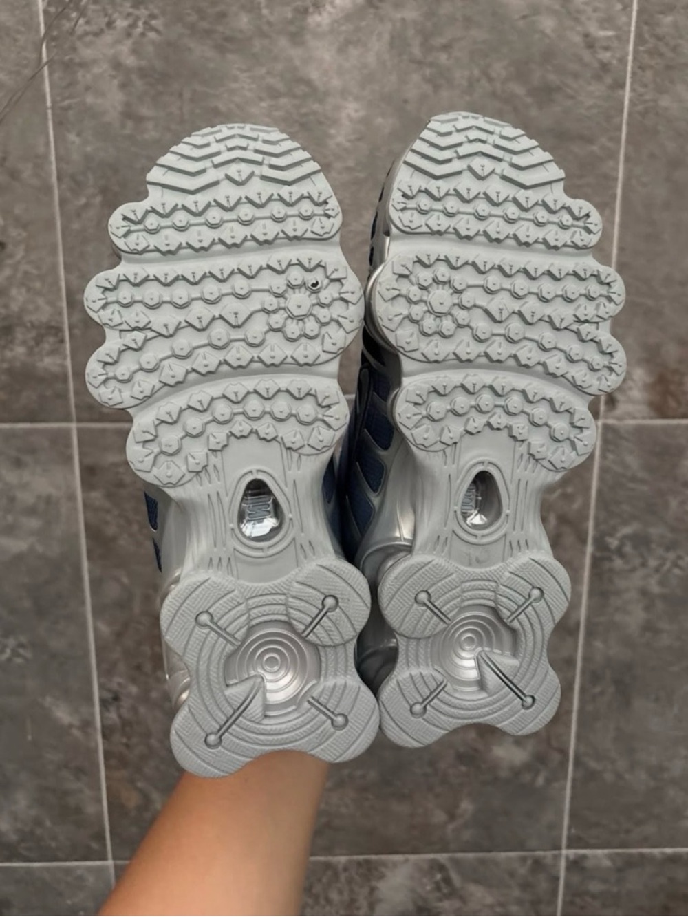 Nike Shox 💅 TL Fade ICED BLUE Athletic Sneaker Shoes IH1336-403 7 7.5 8 9 - Picture 9 of 15